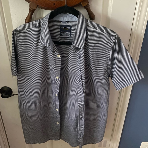 Nautica Button-Down Shirt (18-20) Boys - Picture 1 of 4